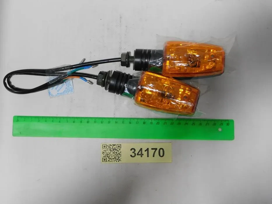 Указатель поворота перед. "RACER RC150-23 Tiger",  TIG-2042/43 желтый  /к-т 2шт./ на Скутеры китайские 4-х такт. Racer, Irbis /50-100см3/ Оригинальны Каталог Вело-Мото