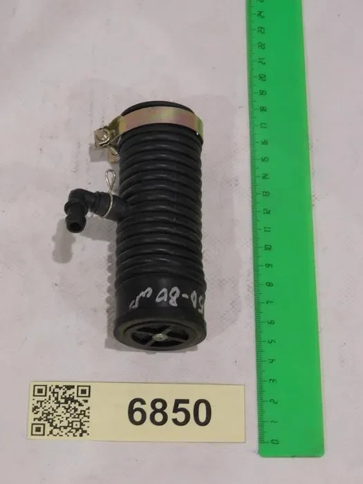 Патрубок воздушного фильтра 4-х такт. "GY6-50/80" /воздухоочиститель гофр./ на Скутеры китайские 4-х такт. /50-100см3/ 139QMB, GY6-50 Каталог Вело-Мото